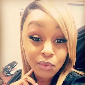 Meet your Posher, Cornelia